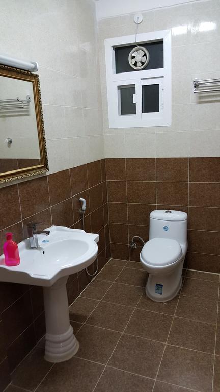 Golden Seasons Furnished Apartment Salalah Eksteriør billede