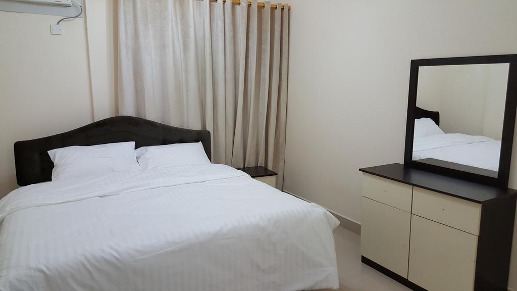 Golden Seasons Furnished Apartment Salalah Eksteriør billede